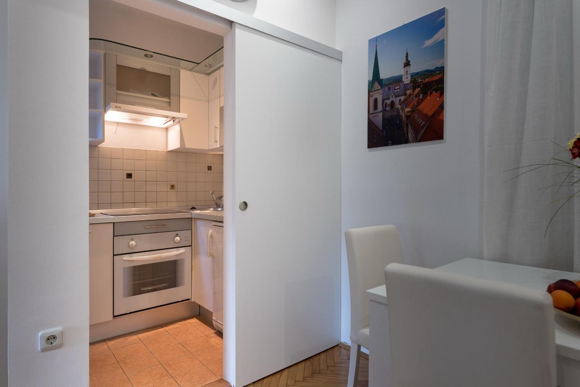 Like Home Zagreb Apartment Экстерьер фото